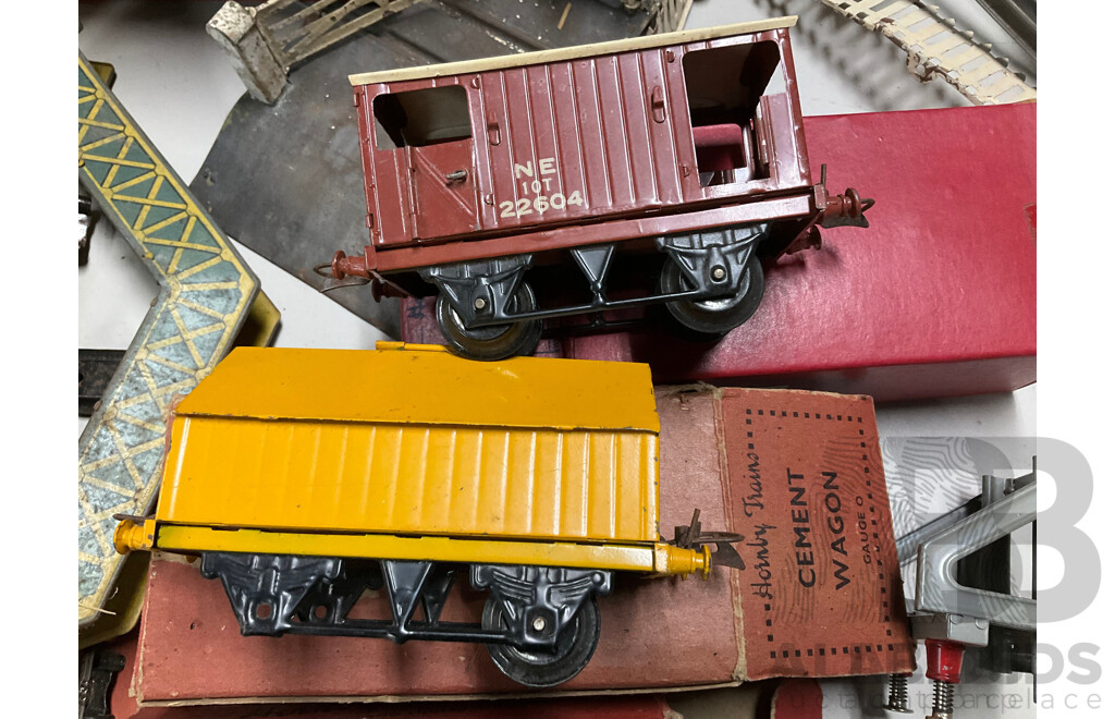 Collection of Vintage Hornby O Gauge Railway Rolling Stock, Scenery Items, Some Boxed
