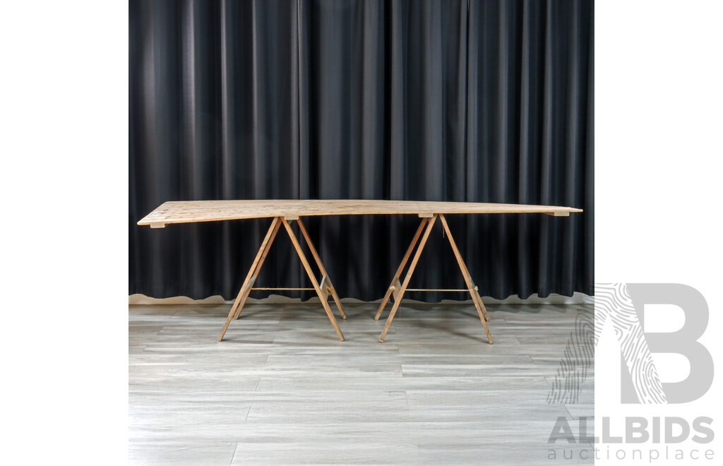 Vintage Rustic Plank Top Tressle Table