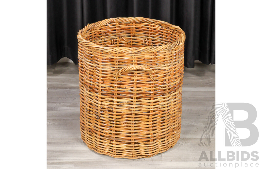 Large Lidded Cane Basket