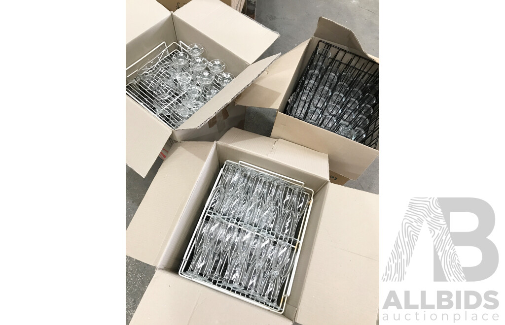 Bulk Lot of Assorted Glassware & Drinkware