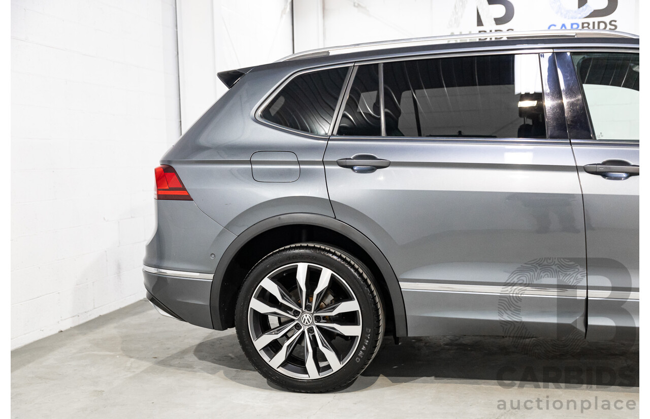 02/2020 Volkswagen Tiguan Highline Allspace R-Line Package 162 TSI (AWD) 5NA MY20 4d Wagon Platinum Grey Metallic Turbo 2.0L - 7 Seater