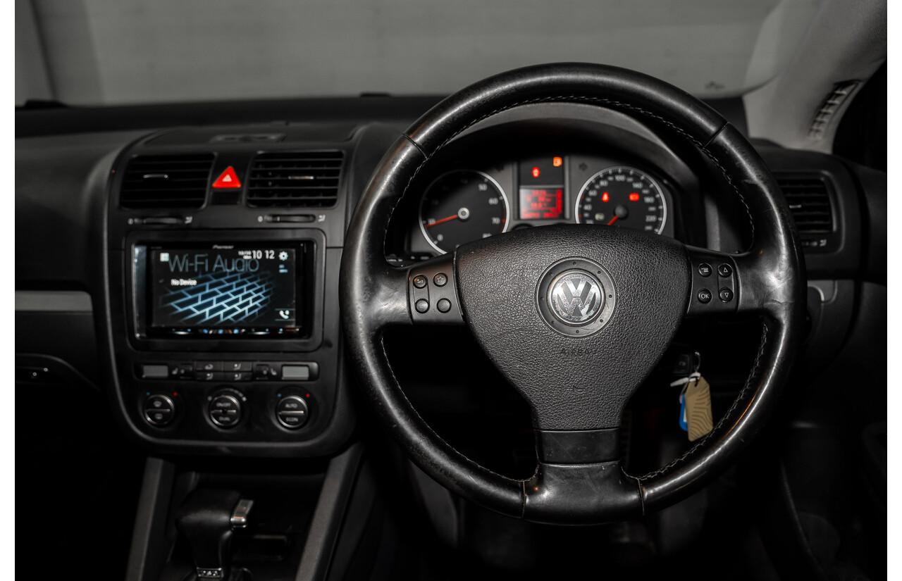 6/2007 Volkswagen Jetta 2.0 Turbo FSI 1KM 4d Sedan Reflex Silver Turbo 2.0L