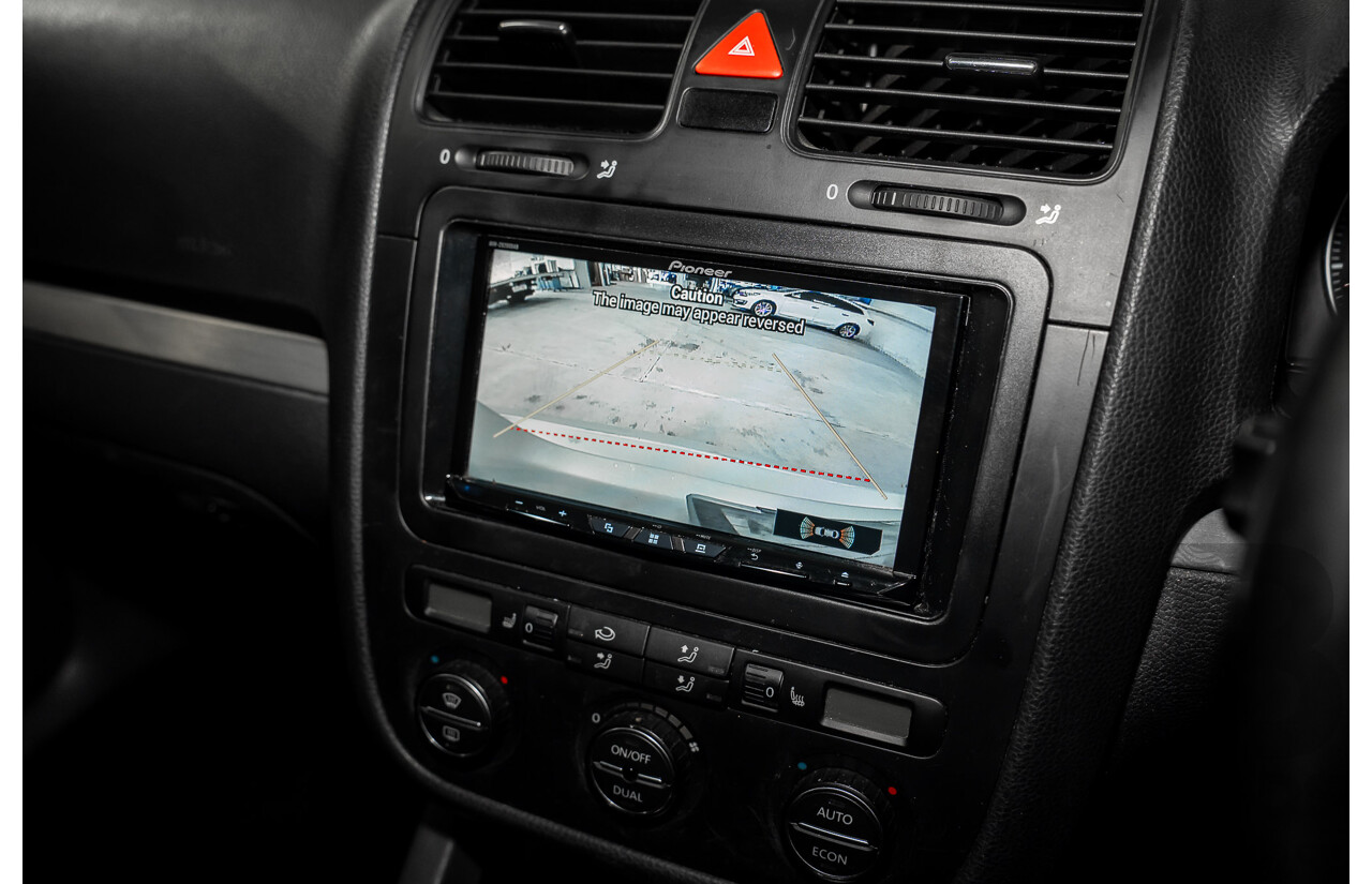 6/2007 Volkswagen Jetta 2.0 Turbo FSI 1KM 4d Sedan Reflex Silver Turbo 2.0L