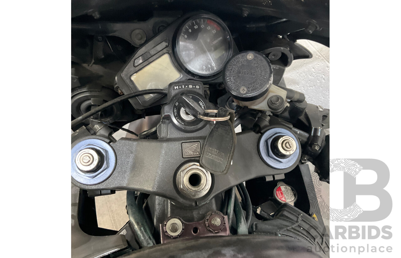 2002 HONDA CBR900RR2 Fire Blade Bike - Dark Purple