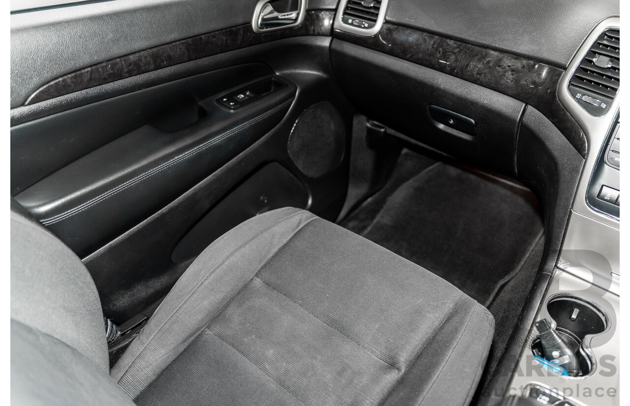 3/2012 Jeep Grand Cherokee Laredo (4x4) WK MY12 4d Wagon White Gold V6 3.6L