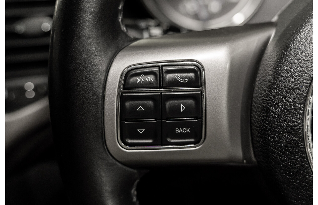 3/2012 Jeep Grand Cherokee Laredo (4x4) WK MY12 4d Wagon White Gold V6 3.6L