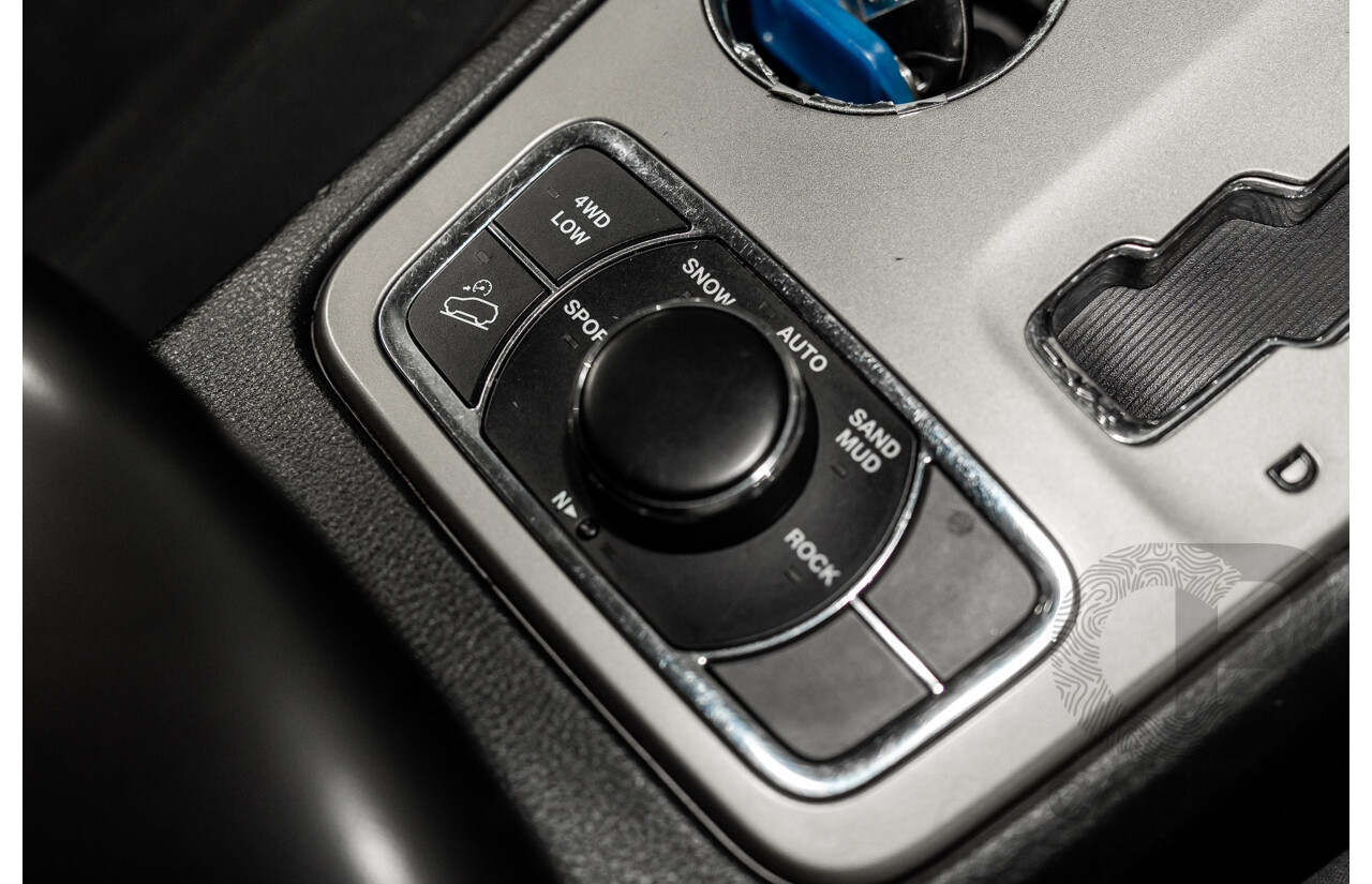 3/2012 Jeep Grand Cherokee Laredo (4x4) WK MY12 4d Wagon White Gold V6 3.6L