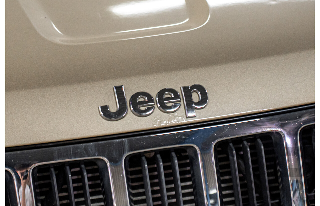 3/2012 Jeep Grand Cherokee Laredo (4x4) WK MY12 4d Wagon White Gold V6 3.6L