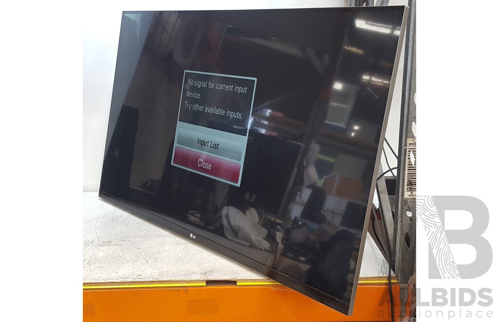 LG (55LM7600) 55-inch Full HD 3D LED LCD Television