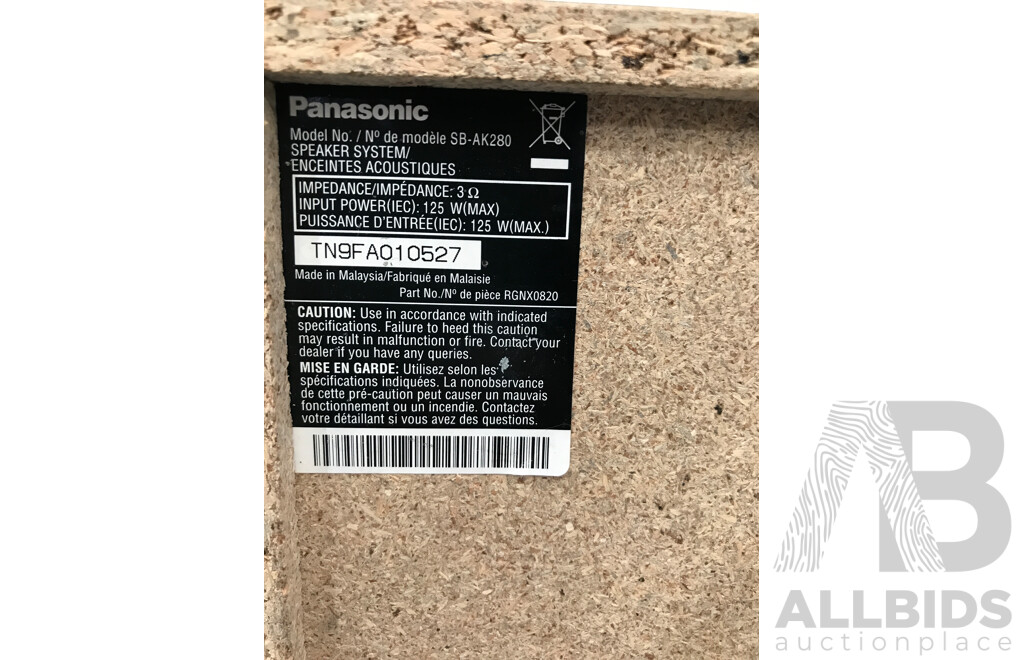 Panasonic (SA-AK280) Bookshelf Radio System with Speakers