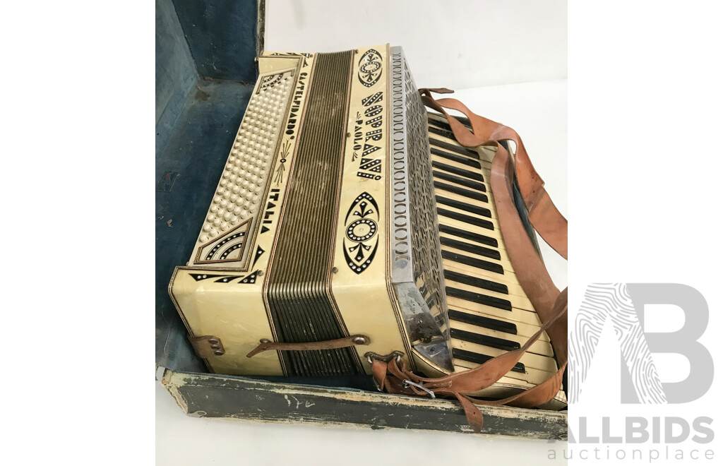 Vintage Paolo Soprani Piano Accordion