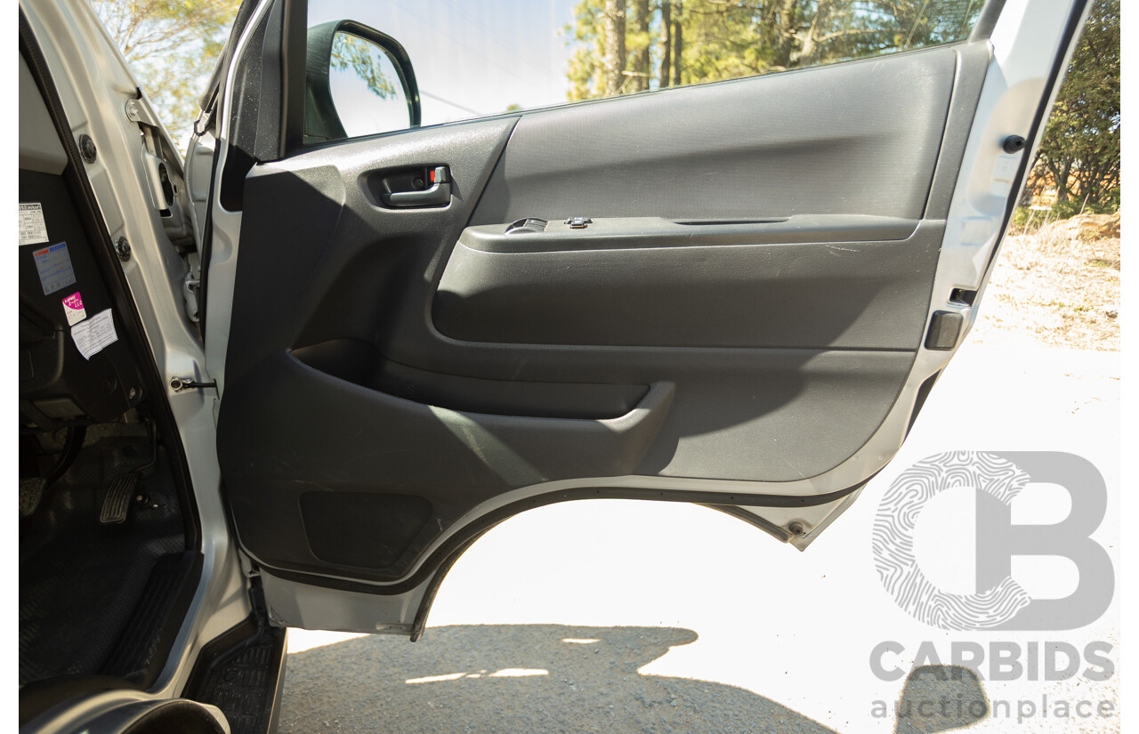 1/2012 Toyota Hiace LWB KDH206V (4x4) MY12 4d Van Silver Turbo Diesel 3.0L - Import