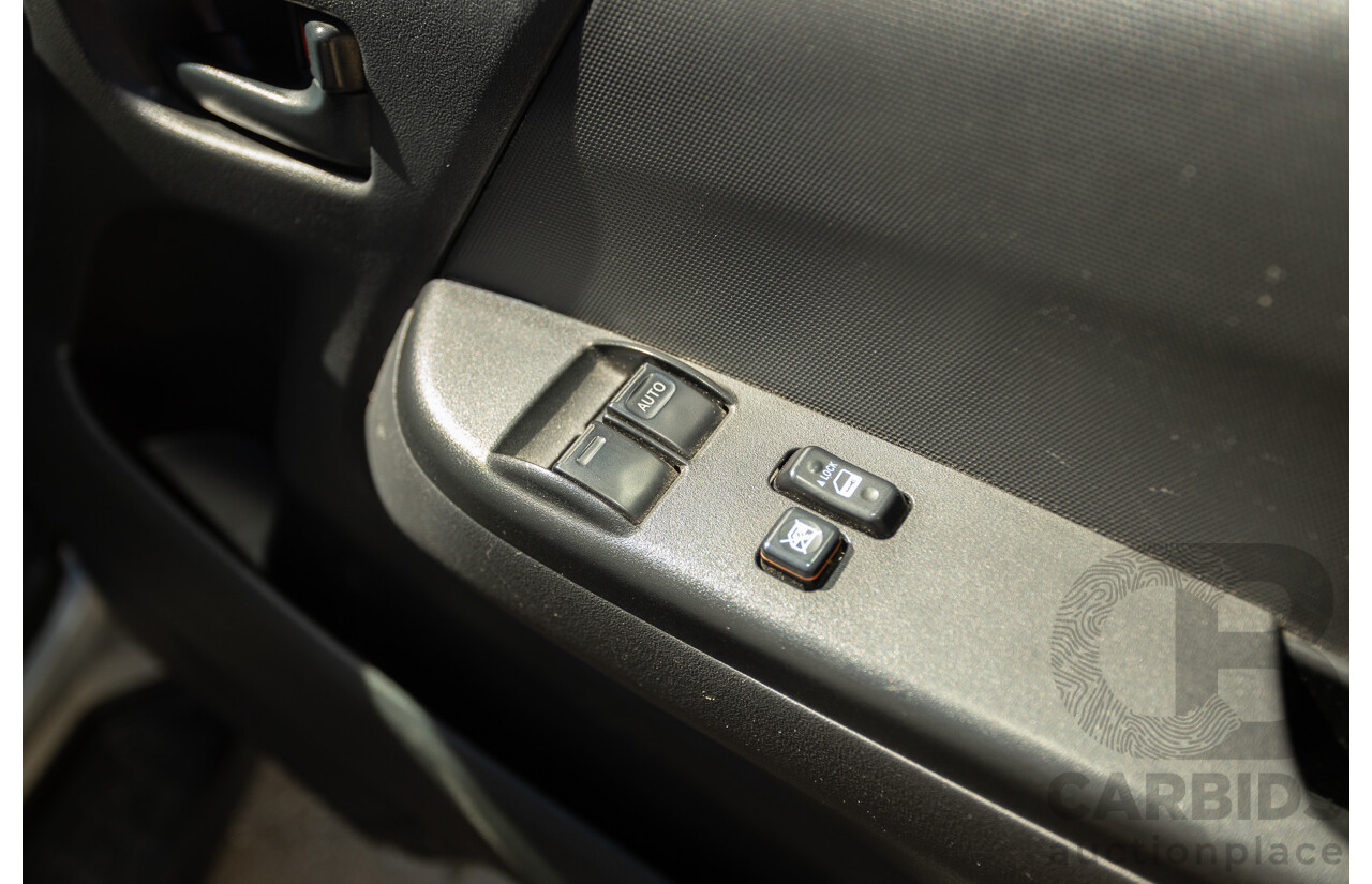 1/2012 Toyota Hiace LWB KDH206V (4x4) MY12 4d Van Silver Turbo Diesel 3.0L - Import