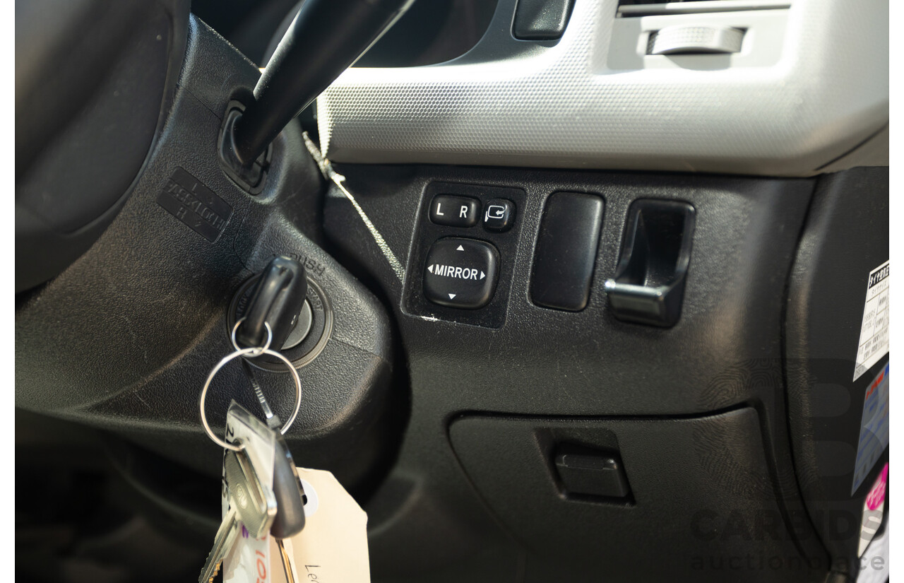 1/2012 Toyota Hiace LWB KDH206V (4x4) MY12 4d Van Silver Turbo Diesel 3.0L - Import