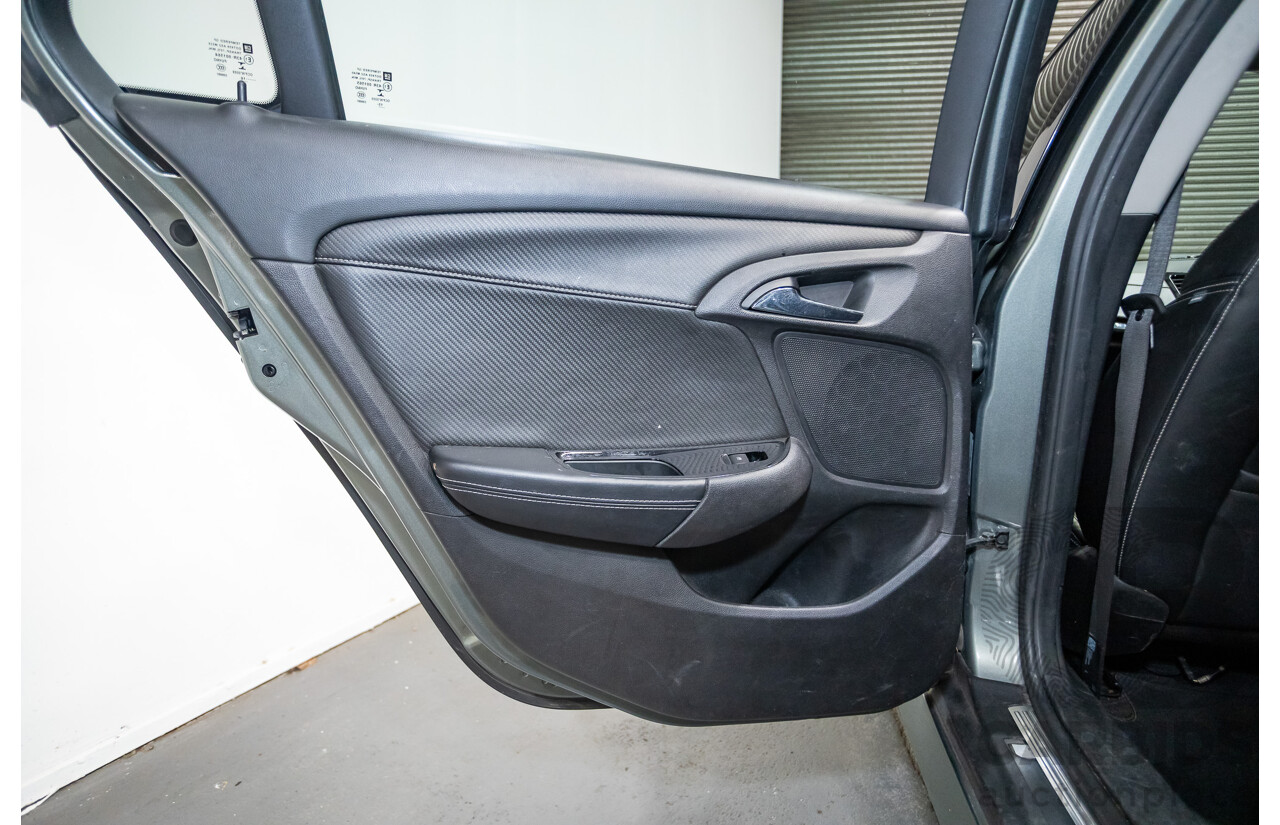 06/2016 Holden Commodore SV6 VF II 4D Sportwagon Prussian Steel Grey 3.6L