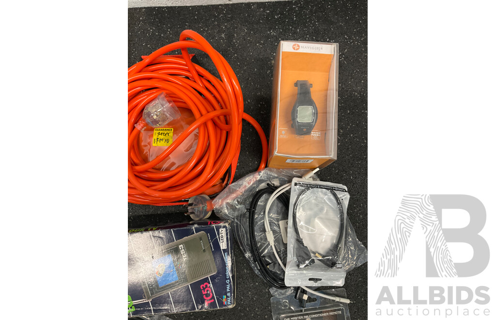 Assorted Accessories and Cables, Including 15A Lead, Light Bulbs, Earpods, NAVIG(8)R Watch and More