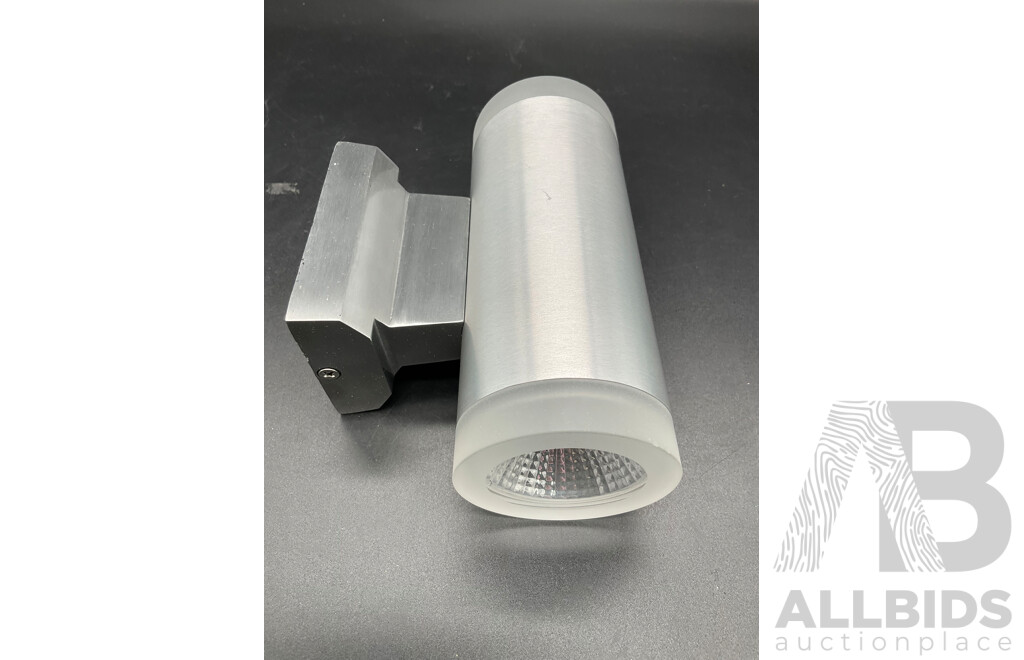 LIGHT EFFECTS Up Down Anodised Aluminium Wall Pillar Lights - Lot of 9