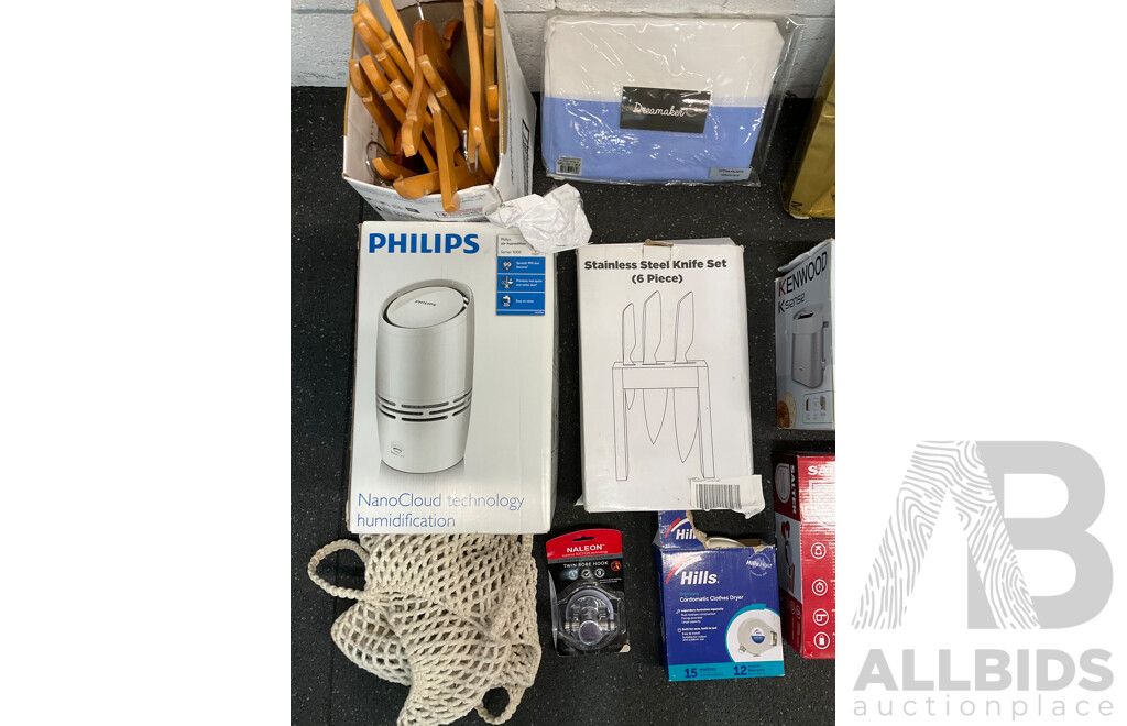 Assorted Household Items