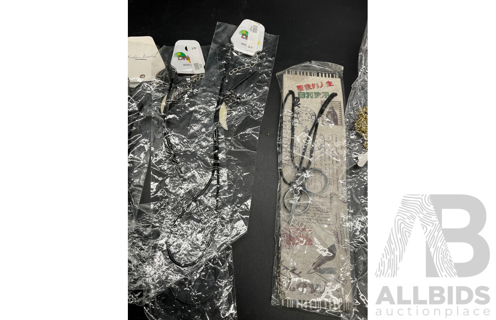 Assorted Costume Jewellery - Lot of 26