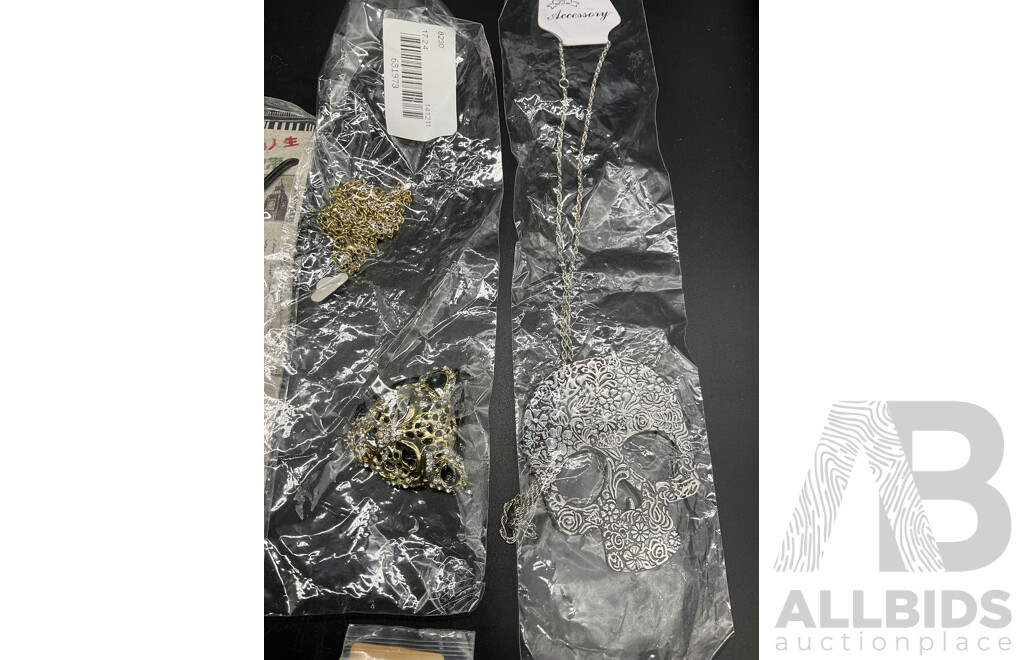 Assorted Costume Jewellery - Lot of 26