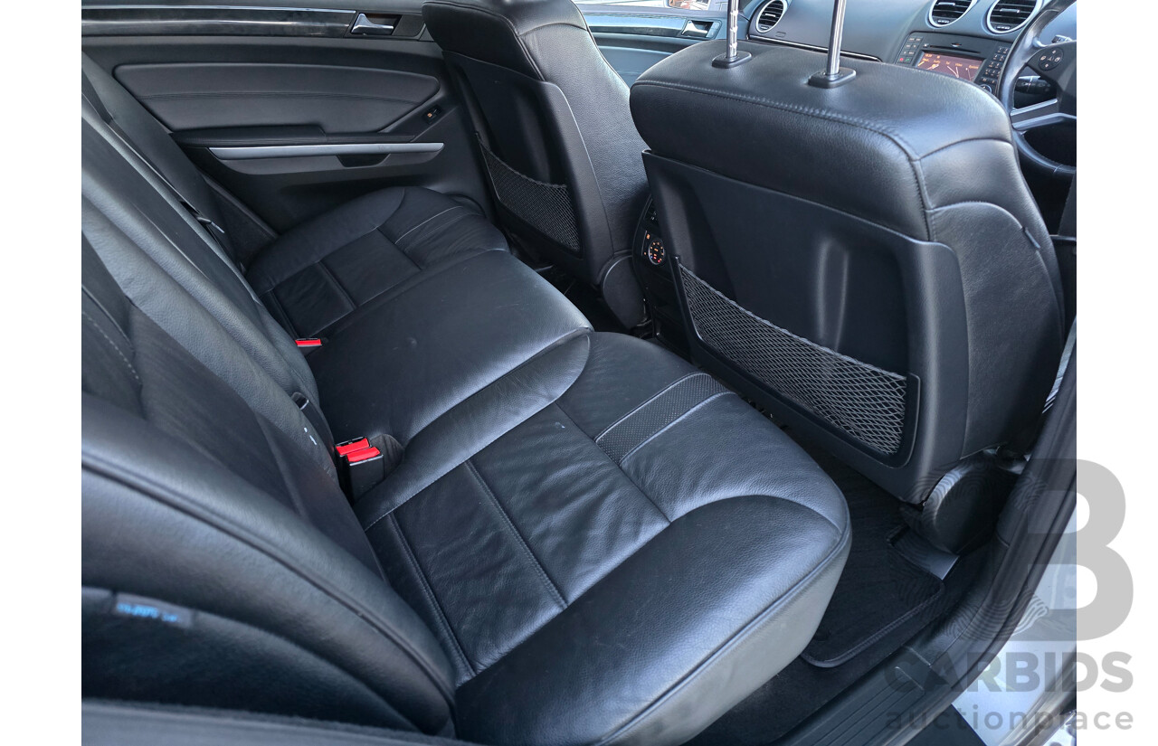 03/2011 Mercedes Benz ML350 CDI AMG Sports (4x4) 164 MY11 4d Wagon Iridium Silver Metallic Turbo Diesel V6 3.0L