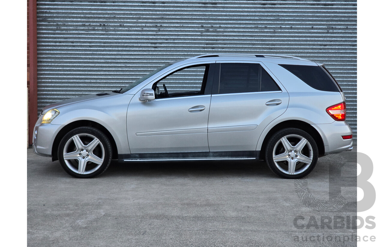 03/2011 Mercedes Benz ML350 CDI AMG Sports (4x4) 164 MY11 4d Wagon Iridium Silver Metallic Turbo Diesel V6 3.0L