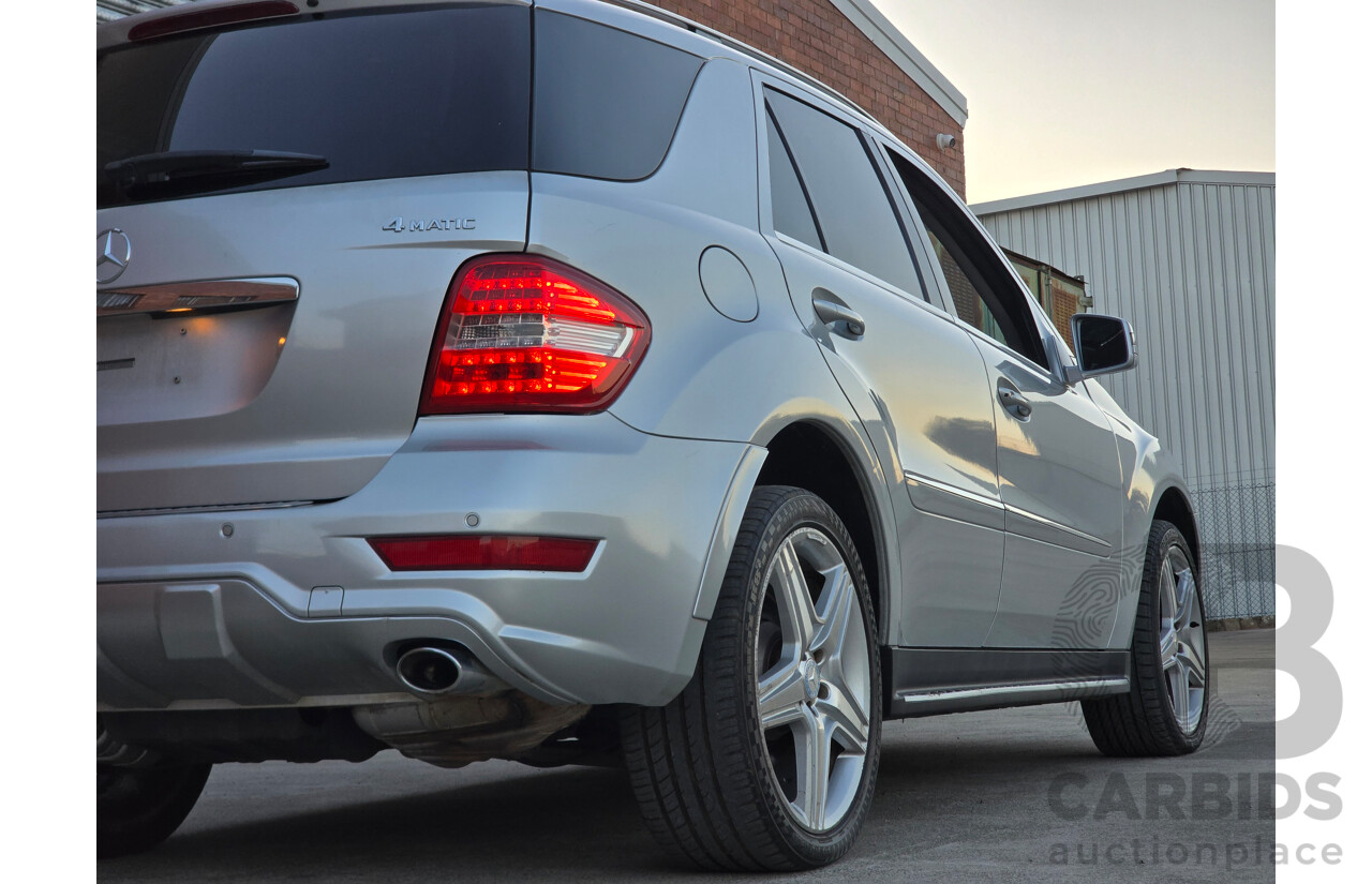 03/2011 Mercedes Benz ML350 CDI AMG Sports (4x4) 164 MY11 4d Wagon Iridium Silver Metallic Turbo Diesel V6 3.0L