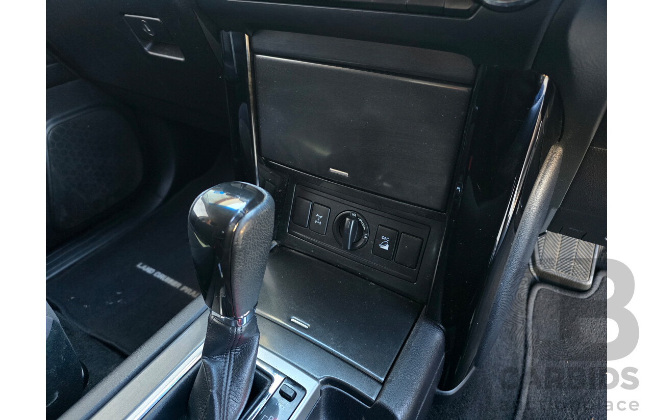 6/2016 Toyota Landcruiser Prado GXL (4x4) GDJ150R MY16 4d Wagon Glacier White Turbo Diesel 2.8L - 7 Seater