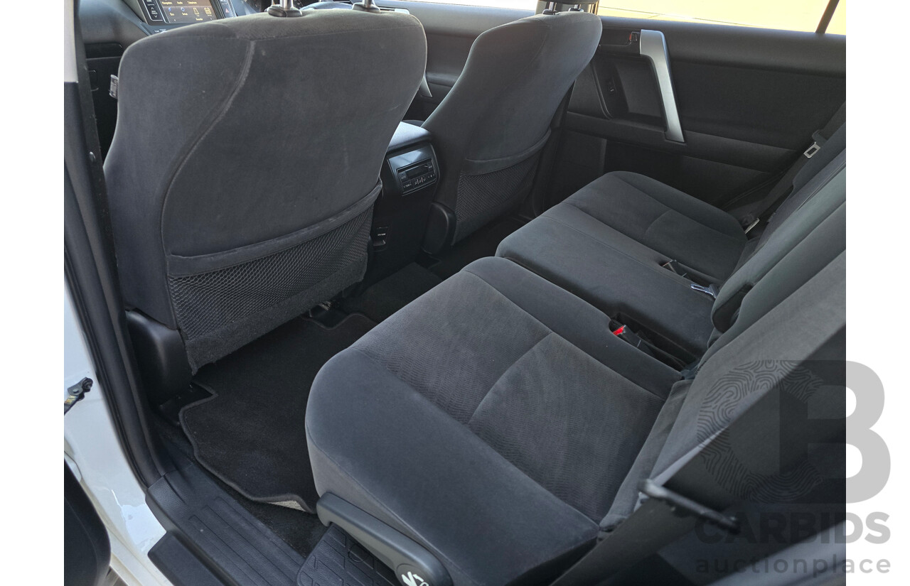 6/2016 Toyota Landcruiser Prado GXL (4x4) GDJ150R MY16 4d Wagon Glacier White Turbo Diesel 2.8L - 7 Seater