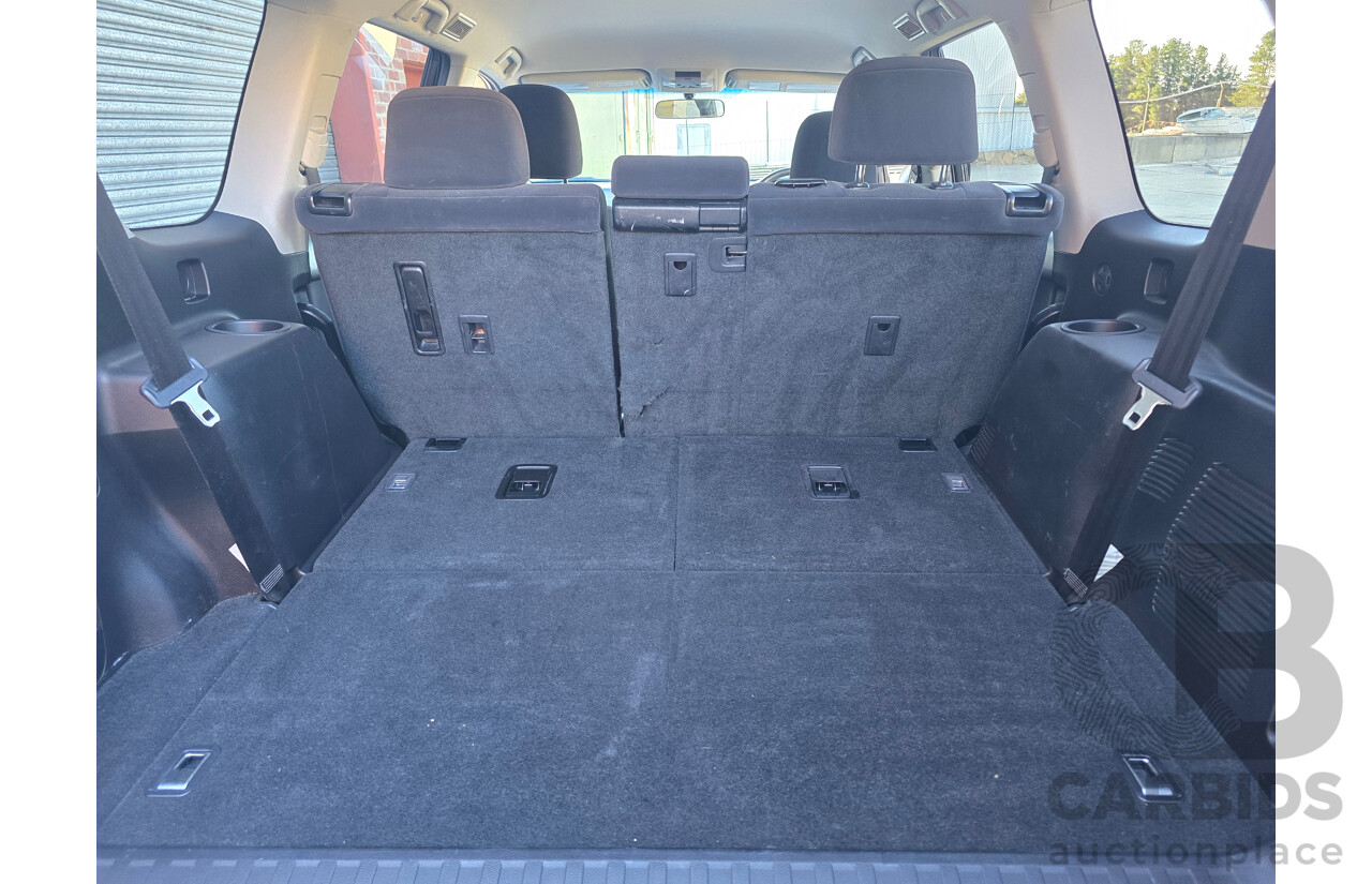 6/2016 Toyota Landcruiser Prado GXL (4x4) GDJ150R MY16 4d Wagon Glacier White Turbo Diesel 2.8L - 7 Seater