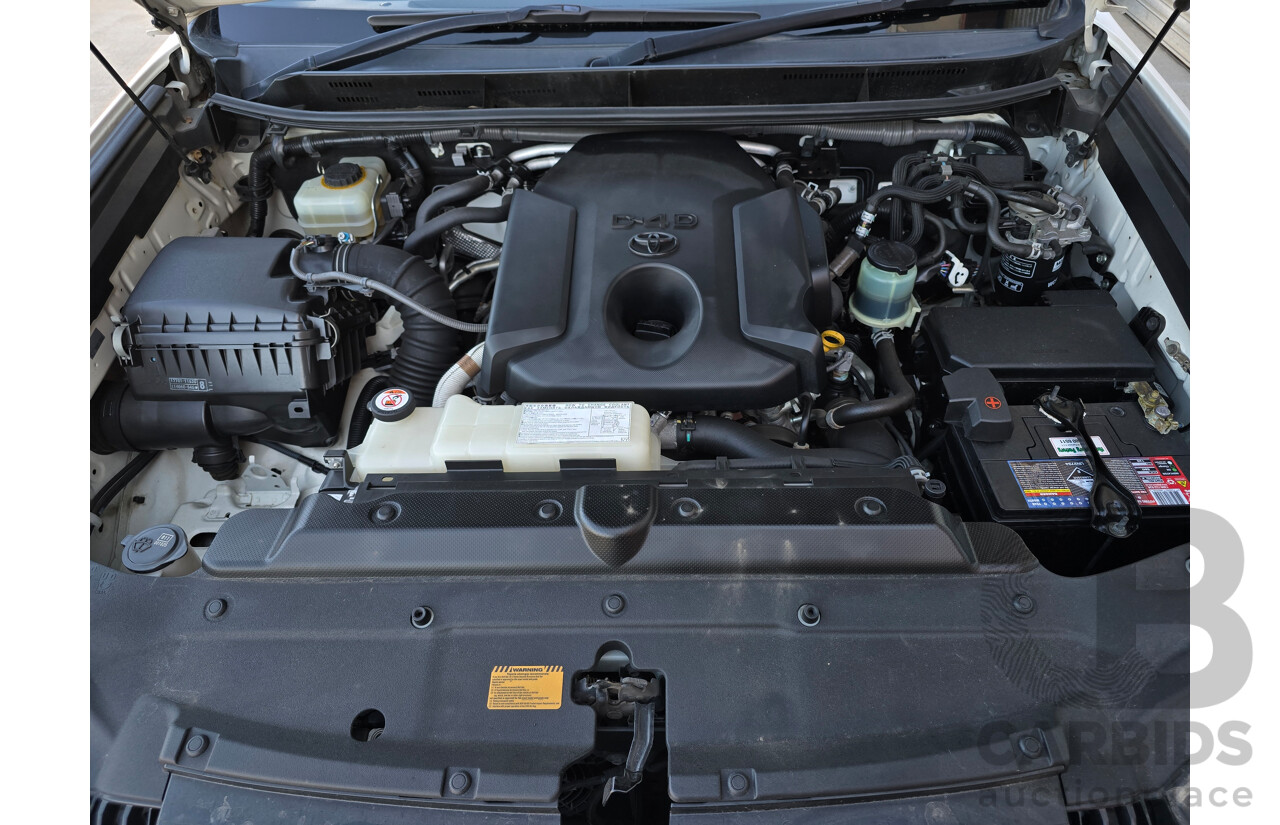 6/2016 Toyota Landcruiser Prado GXL (4x4) GDJ150R MY16 4d Wagon Glacier White Turbo Diesel 2.8L - 7 Seater