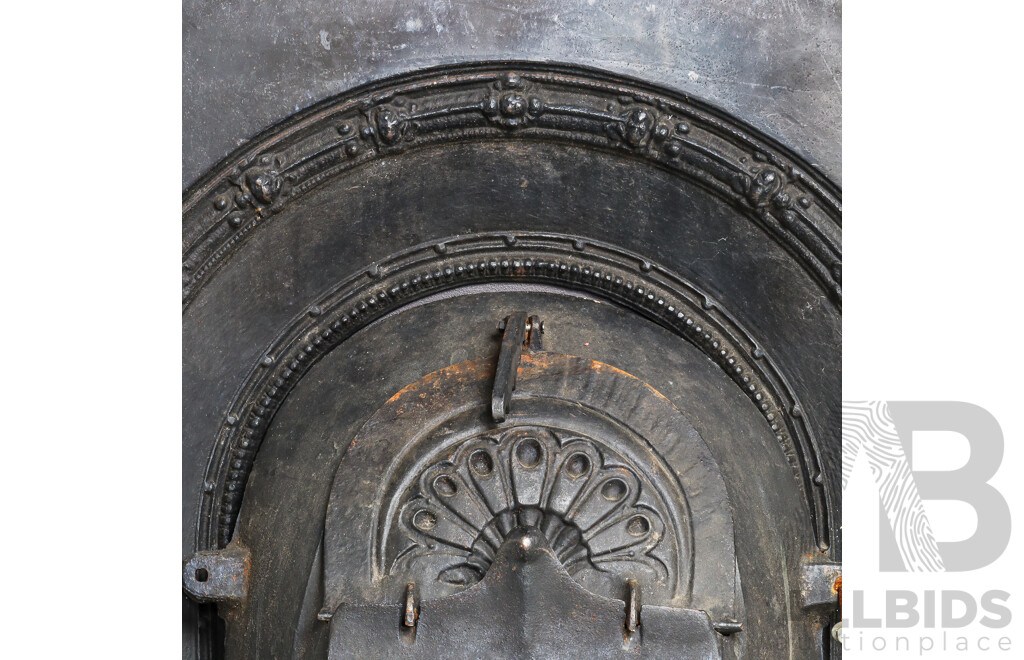 Victorian Cast Iron Fire Place Insert