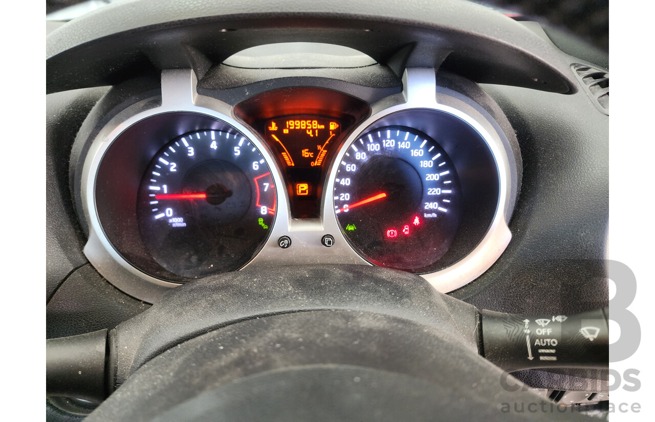 3/2015 Nissan Juke Ti-S (awd) F15 SERIES 2 4d Wagon White 1.6L