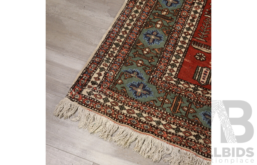 Large Hand Knotted Wool Persian Style Mains Carpet