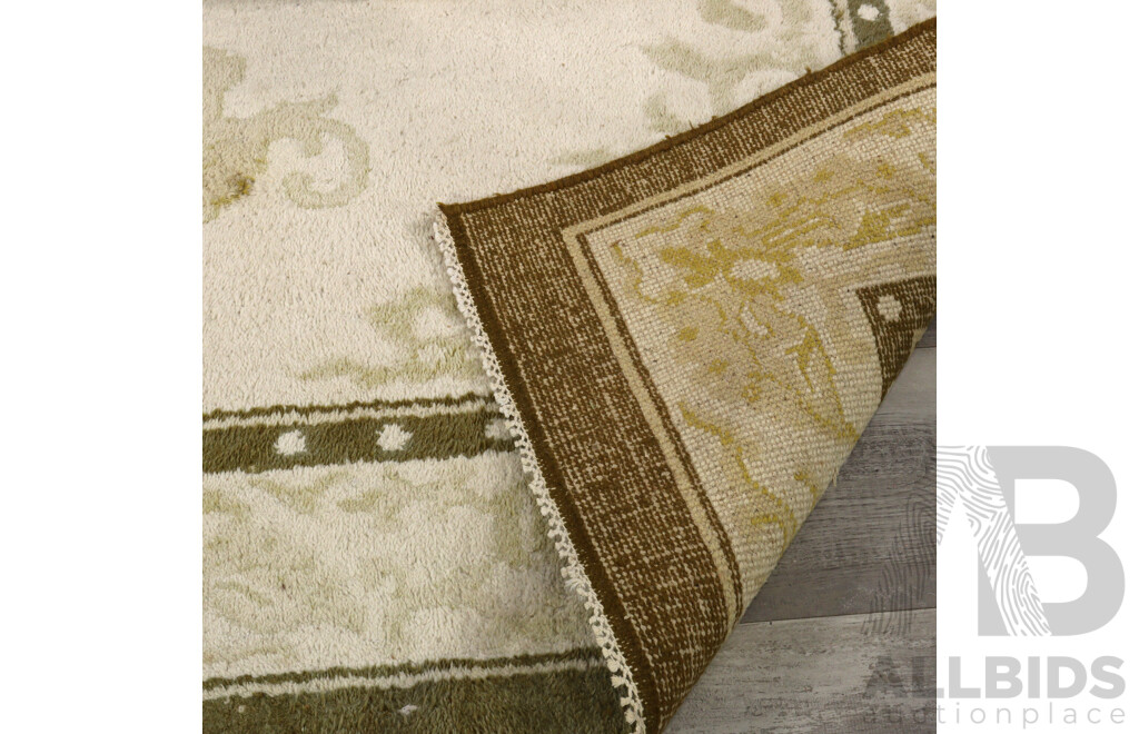 Hand Made Indian Wool Carpet by CS & L Quality Carpets