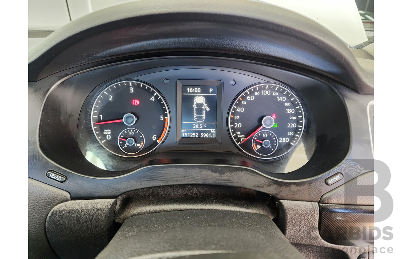 7/2012 Volkswagen Jetta 103 TDI Comfortline 1KM MY12 4d Sedan White 2.0L