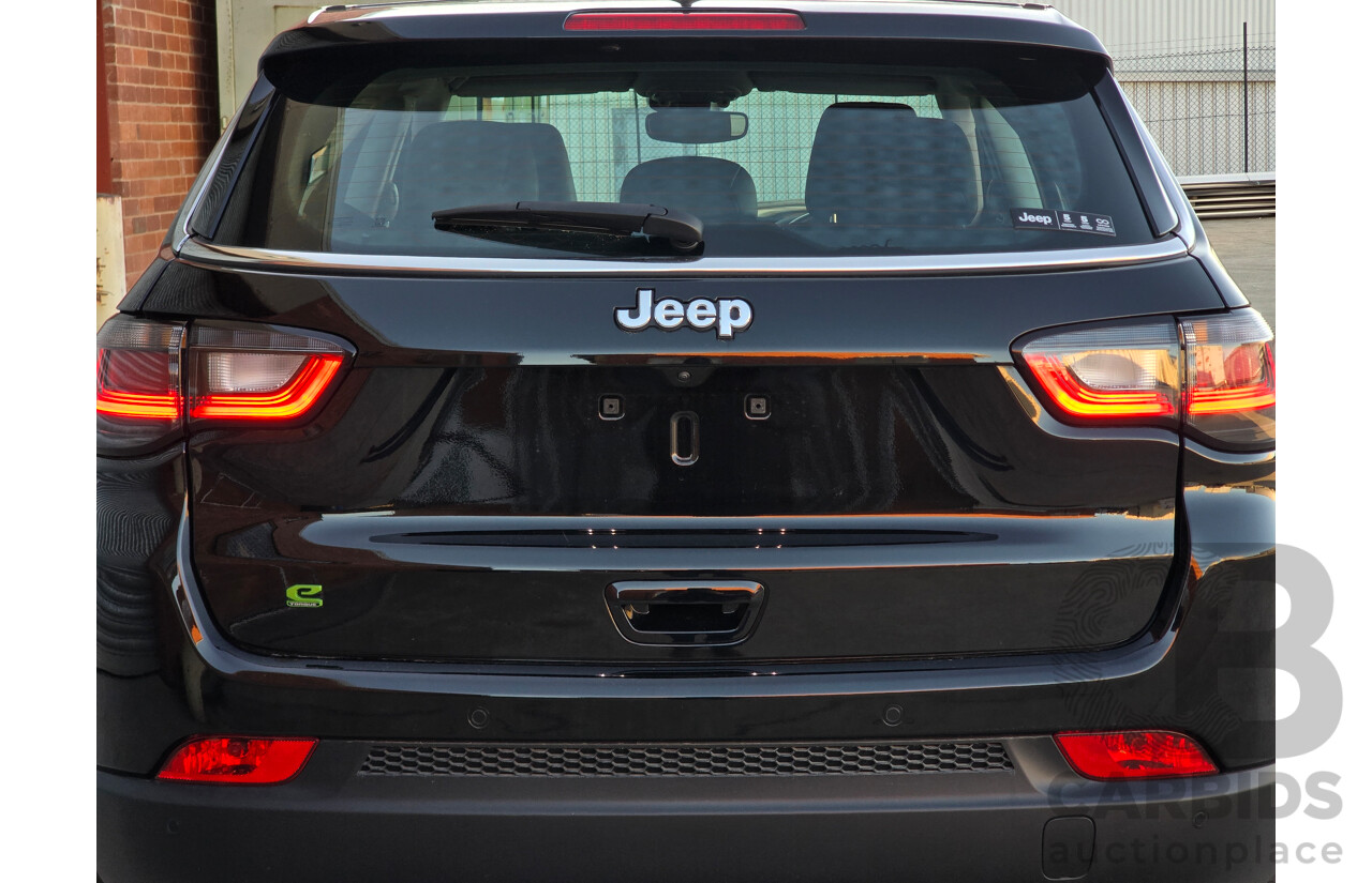 02/2024 Jeep Compass Limited e-Hybrid MY24 MV 4d Wagon Solid Black Turbo 1.5L - 15kw Hybrid