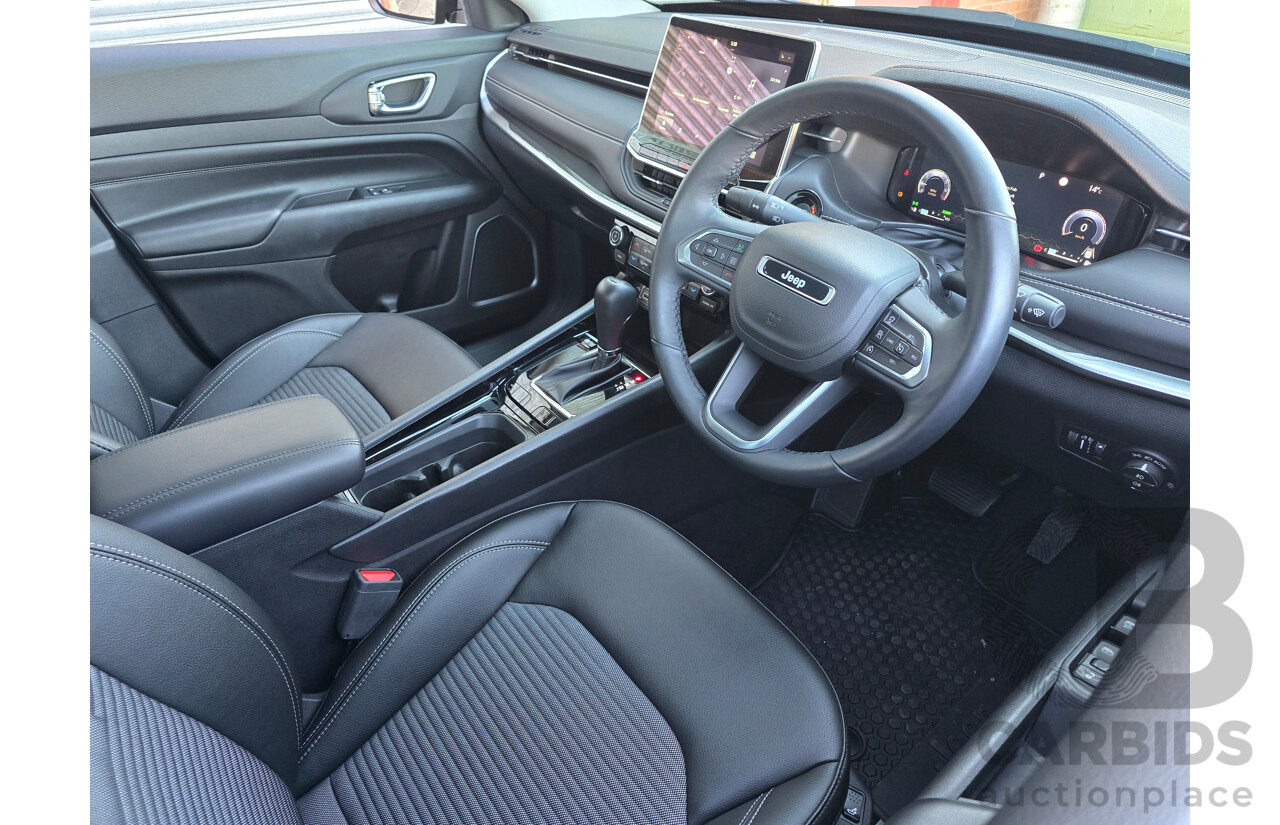 02/2024 Jeep Compass Limited e-Hybrid MY24 MV 4d Wagon Solid Black Turbo 1.5L - 15kw Hybrid