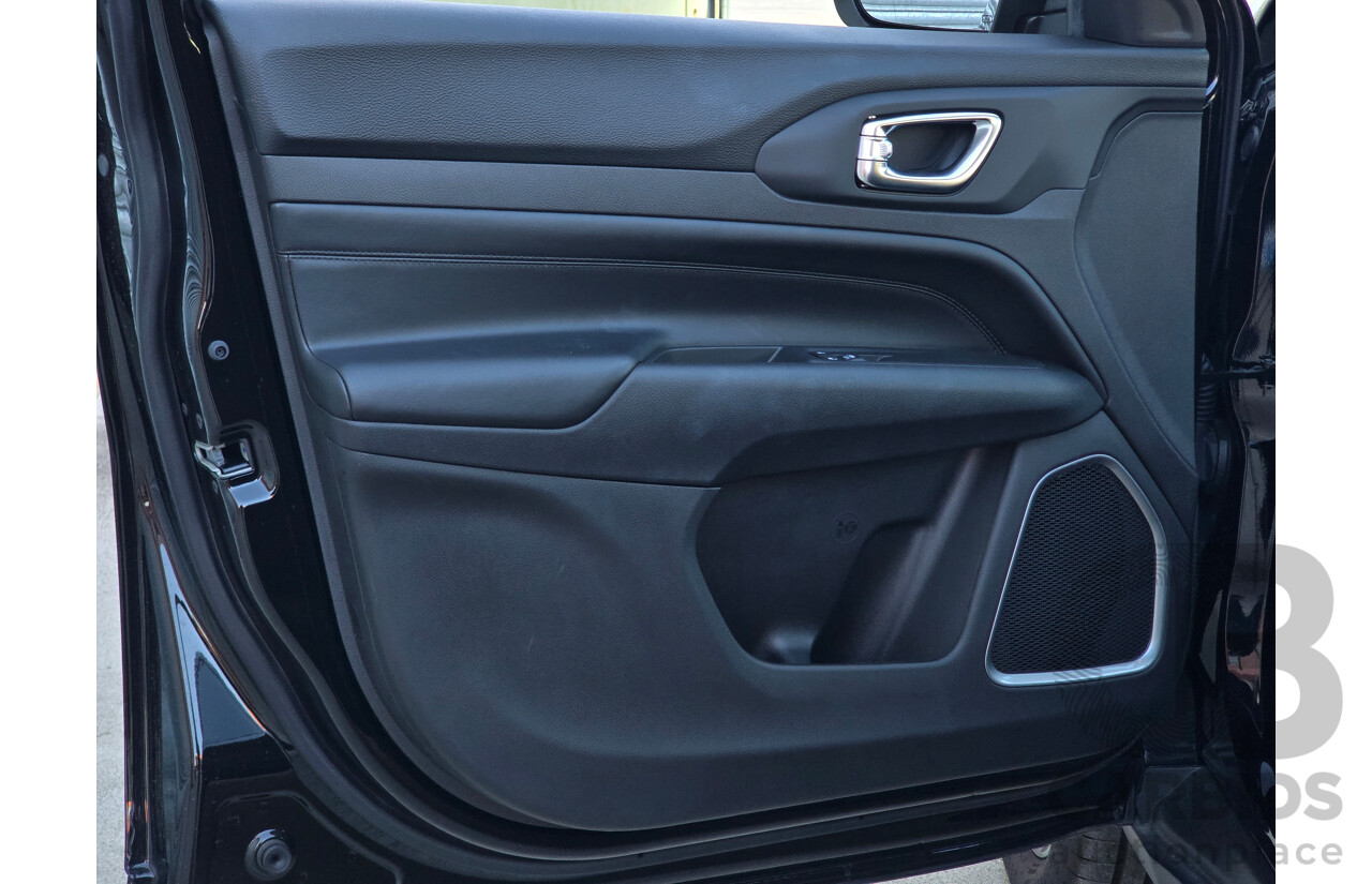 02/2024 Jeep Compass Limited e-Hybrid MY24 MV 4d Wagon Solid Black Turbo 1.5L - 15kw Hybrid