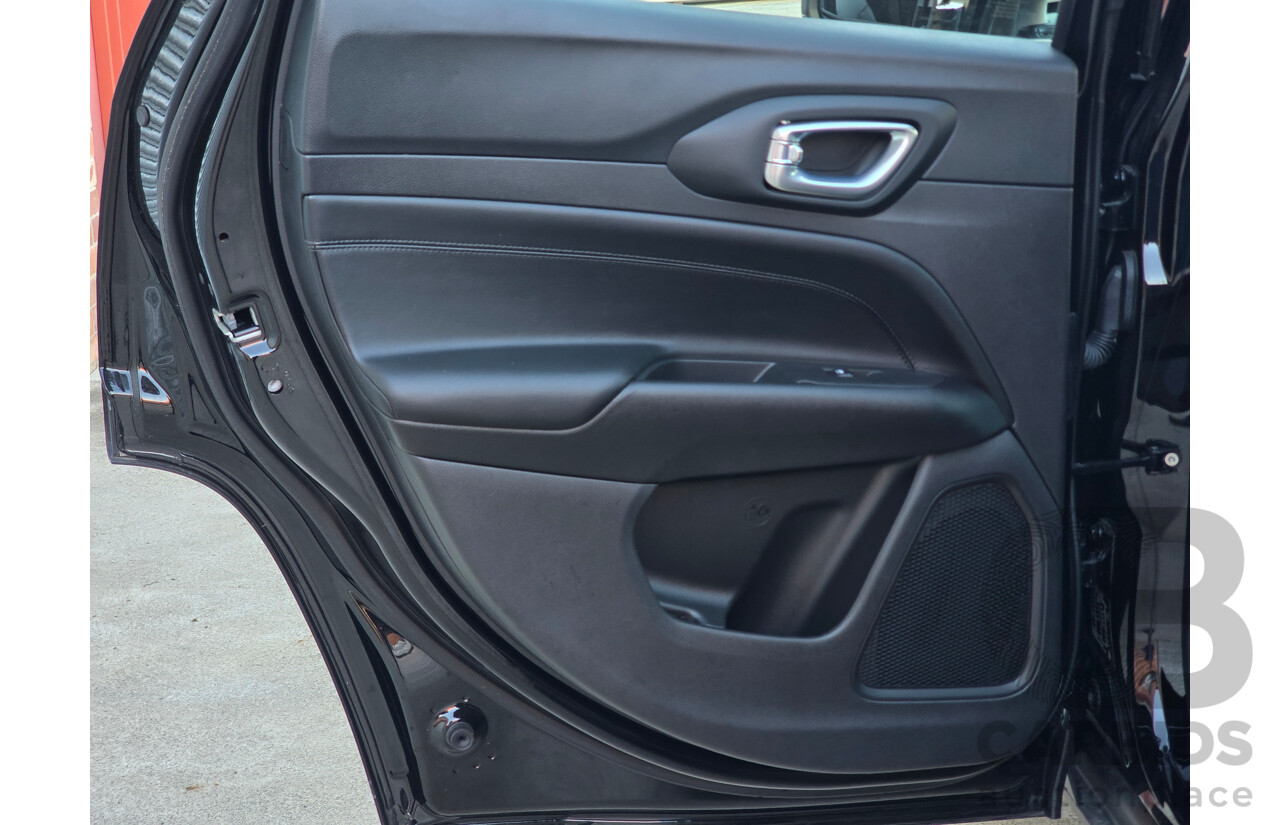 02/2024 Jeep Compass Limited e-Hybrid MY24 MV 4d Wagon Solid Black Turbo 1.5L - 15kw Hybrid