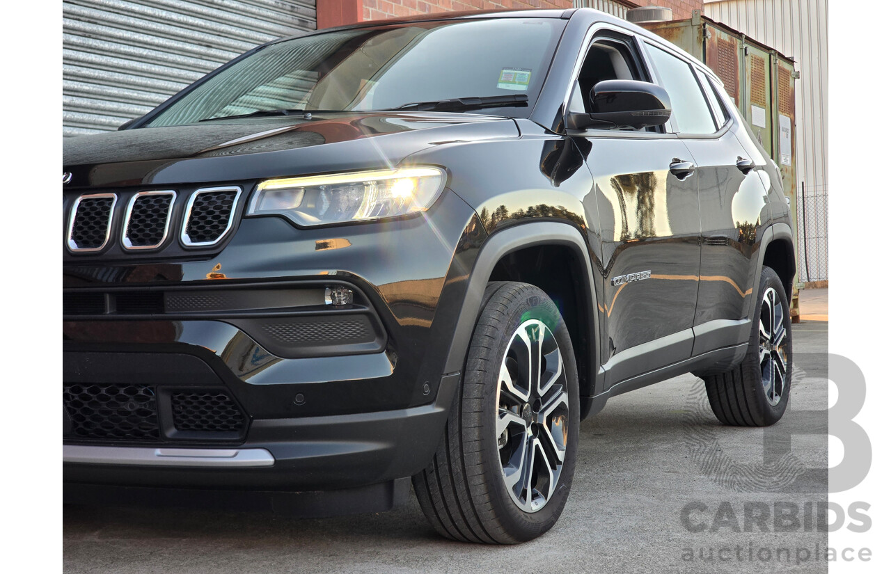 02/2024 Jeep Compass Limited e-Hybrid MY24 MV 4d Wagon Solid Black Turbo 1.5L - 15kw Hybrid