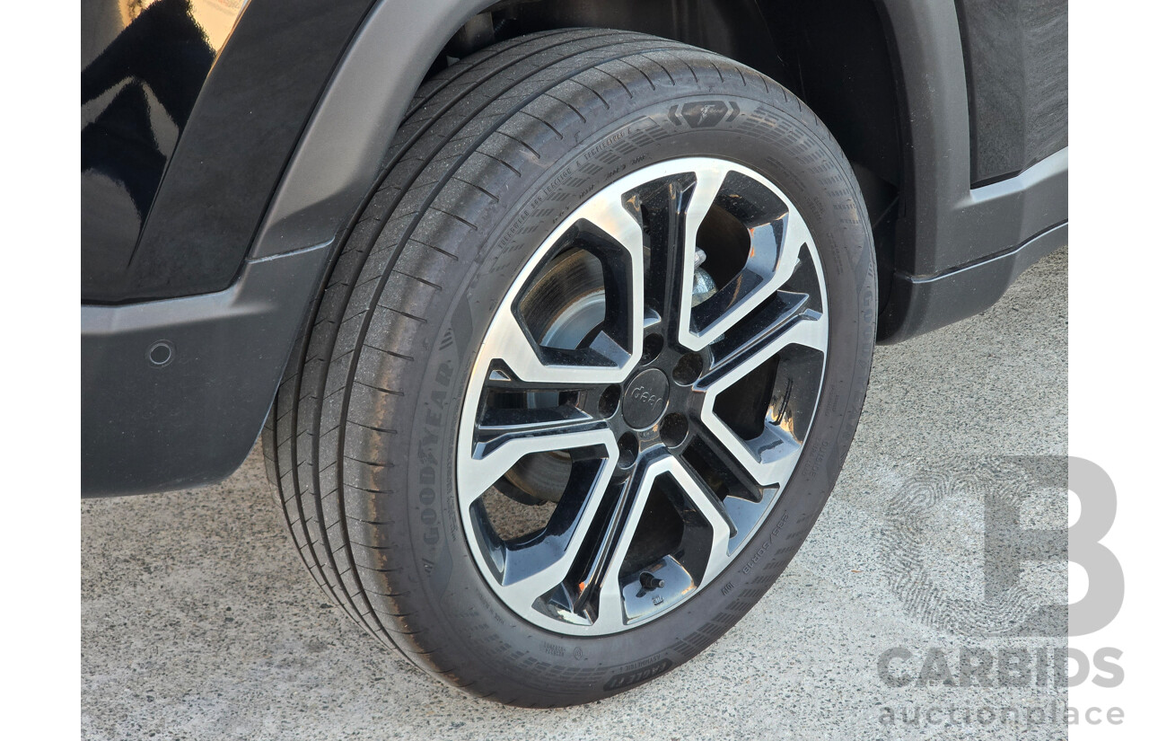 02/2024 Jeep Compass Limited e-Hybrid MY24 MV 4d Wagon Solid Black Turbo 1.5L - 15kw Hybrid