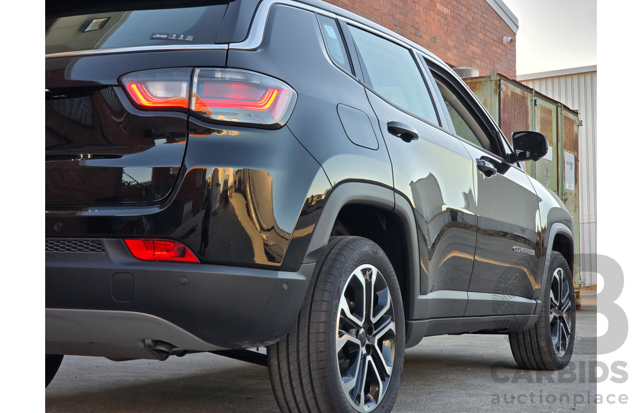 02/2024 Jeep Compass Limited e-Hybrid MY24 MV 4d Wagon Solid Black Turbo 1.5L - 15kw Hybrid