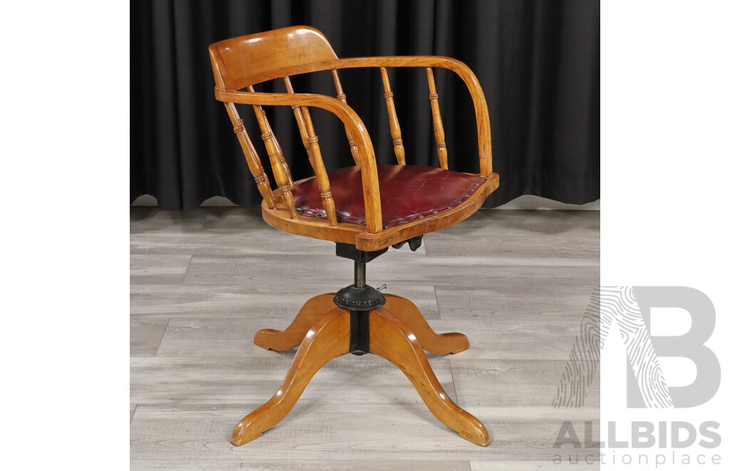 Nicely Restored Oak Captains Chair