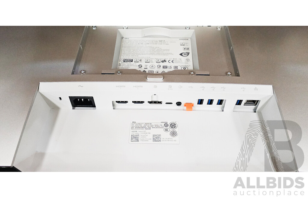 Dell Ultrasharp (U4924DW) 49-Inch DQHD (5210 X 1440) USB-C Hub IPS Curved Monitor