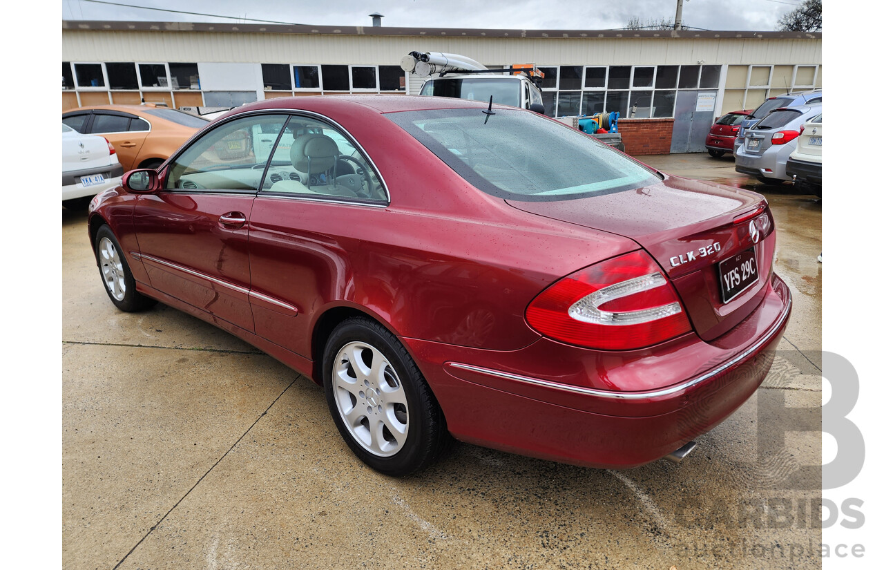 3/2004 Mercedes-Benz Clk320 Elegance C209 2d Coupe Red 3.2L