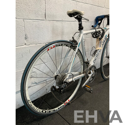 PERFORMER STORM Road Bike