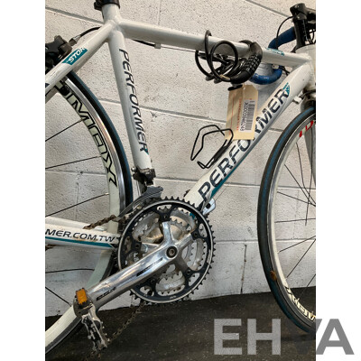 PERFORMER STORM Road Bike