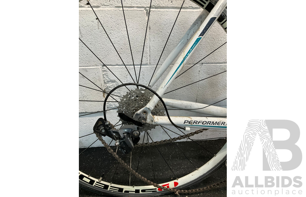 PERFORMER STORM Road Bike