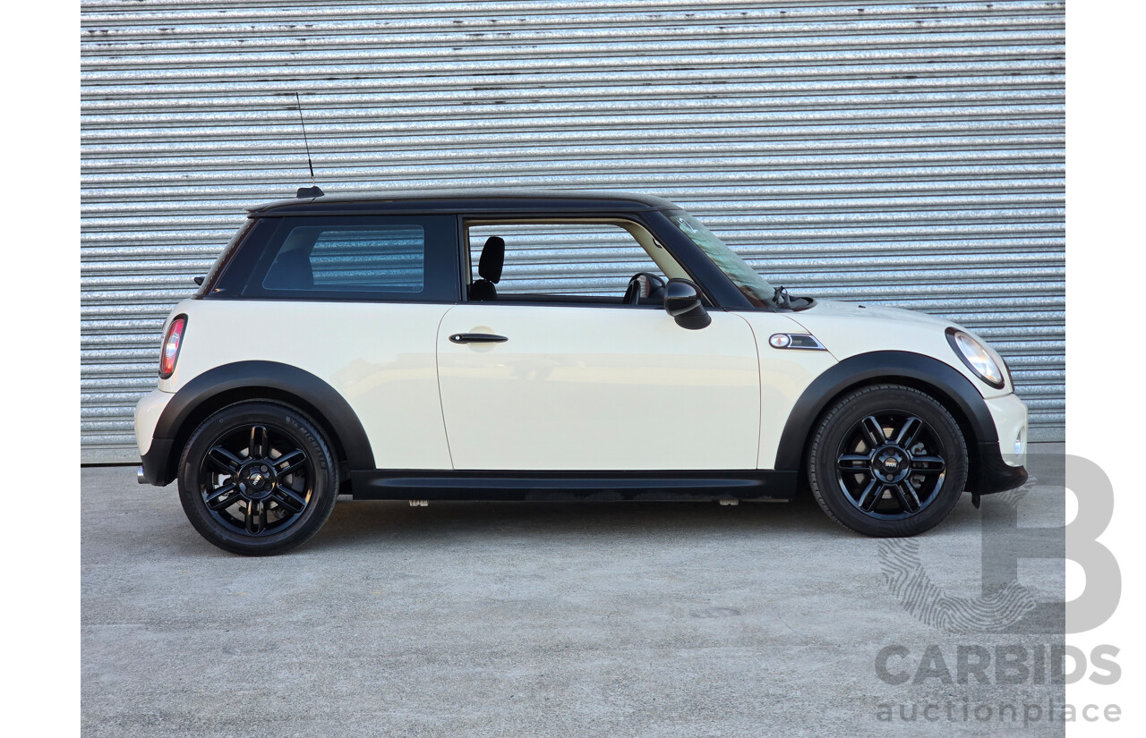 06/2012 Mini Cooper Baker Street R56 MY12 2d Hatchback Pepper White 1.6L